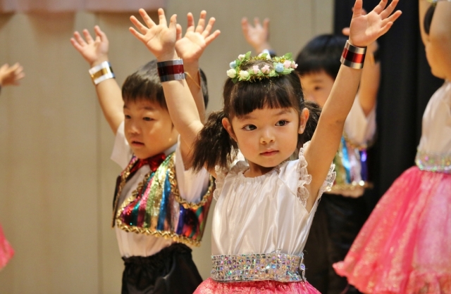 すぎのこ便り : こいのぼりあがりました!! - 杉之子幼稚園（すぎのこようちえん）横浜市西区